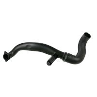 Tubo flessibile dell'aria di sovralimentazione sul radiatore dell'aria di sovralimentazione