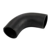 Tubo flessibile dell'aria di sovralimentazione sul radiatore dell'aria di sovralimentazione