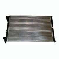 Radiatore motore L = 647 H = 415 W = 35 senza aria condizionata