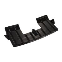 Parete divisoria sotto il radiatore del motore