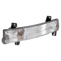 Luce di marcia diurna a sinistra