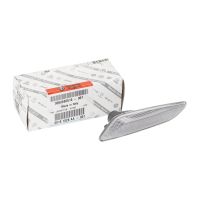 Indicatori laterali gialli a destra