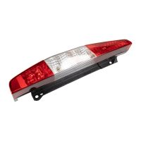 Fanale posteriore completamente a sinistra