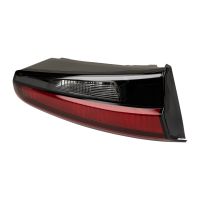 Luce posteriore a sinistra