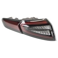 Parte esterna del faro posteriore a sinistra