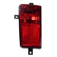 Fendinebbia posteriore lasciato nel paraurti