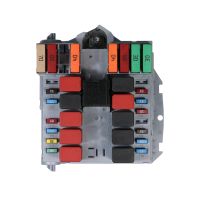 Scatola portafusibili senza aria condizionata