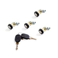 Set di cilindri di chiusura per 4 porte