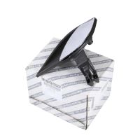 Maniglia della porta all'interno cromato a sinistra