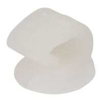 Cespuglio nel cavalletto del cofano