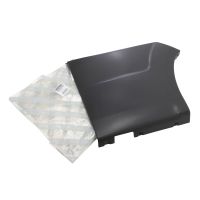 Modanatura anteriore destra sulla parte posteriore del passaruota