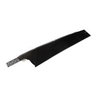 Trim sul lato sinistro del montante B.