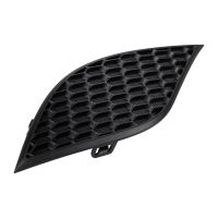 Carenatura sotto la griglia del radiatore sul lato destro