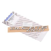 scritta *Ducato Maxi* posteriore